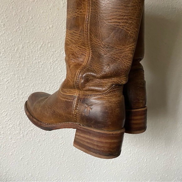 SOLD Campus Frye Boots - Picture 4 of 10